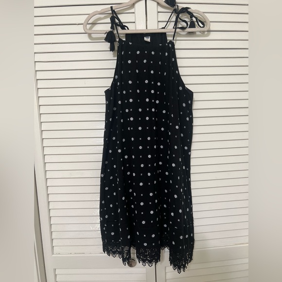 Old Navy black N white Tie shoulder swing dress Size S - Picture 8 of 13